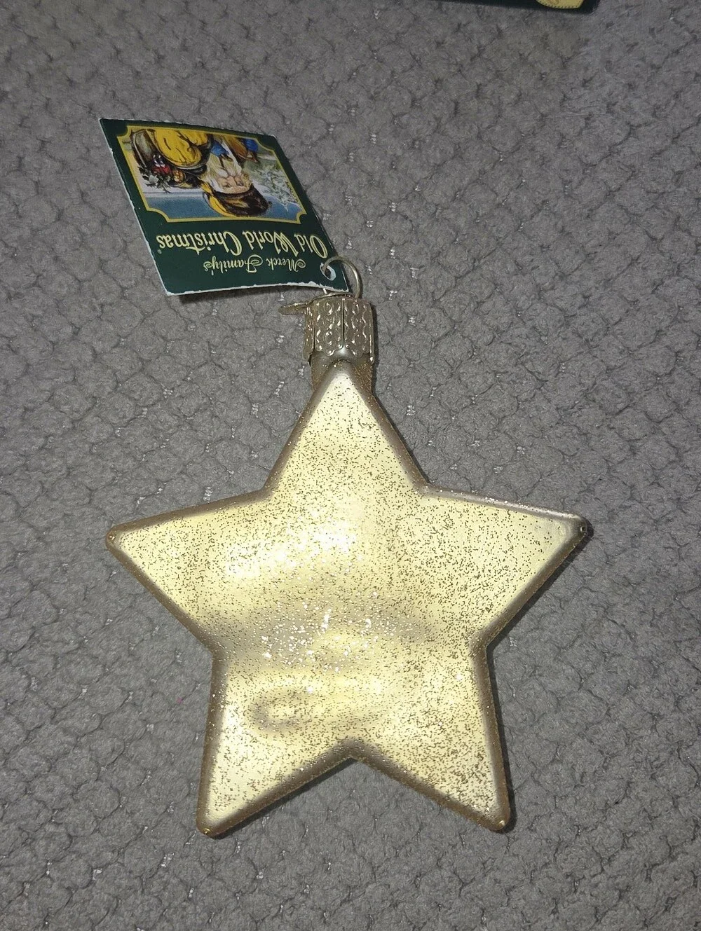 Old World Christmas Sugar Cookie Sweet Star glass ornament features a hand-paint